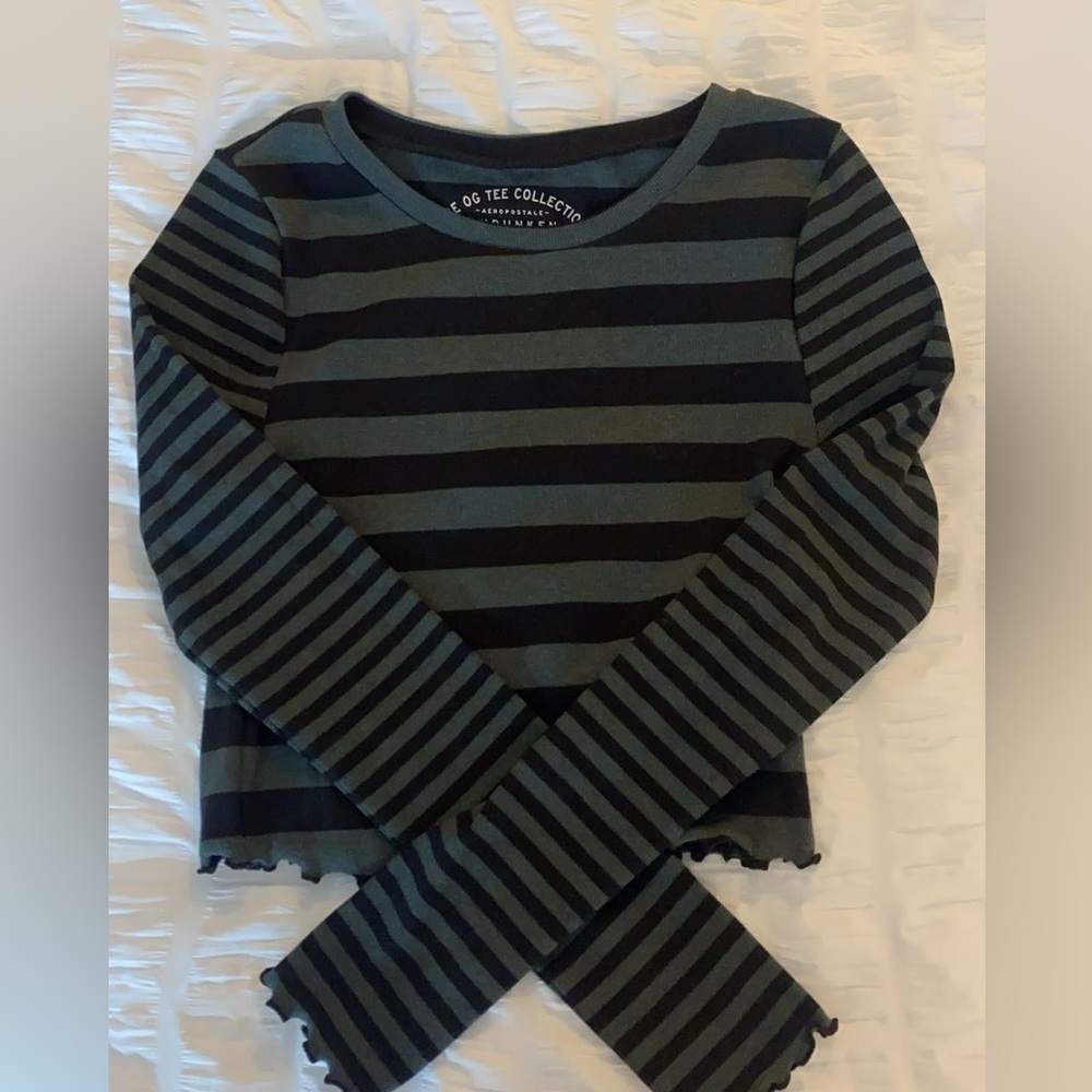 Aeropostale OG Long Sleeve Tee - Size Medium
